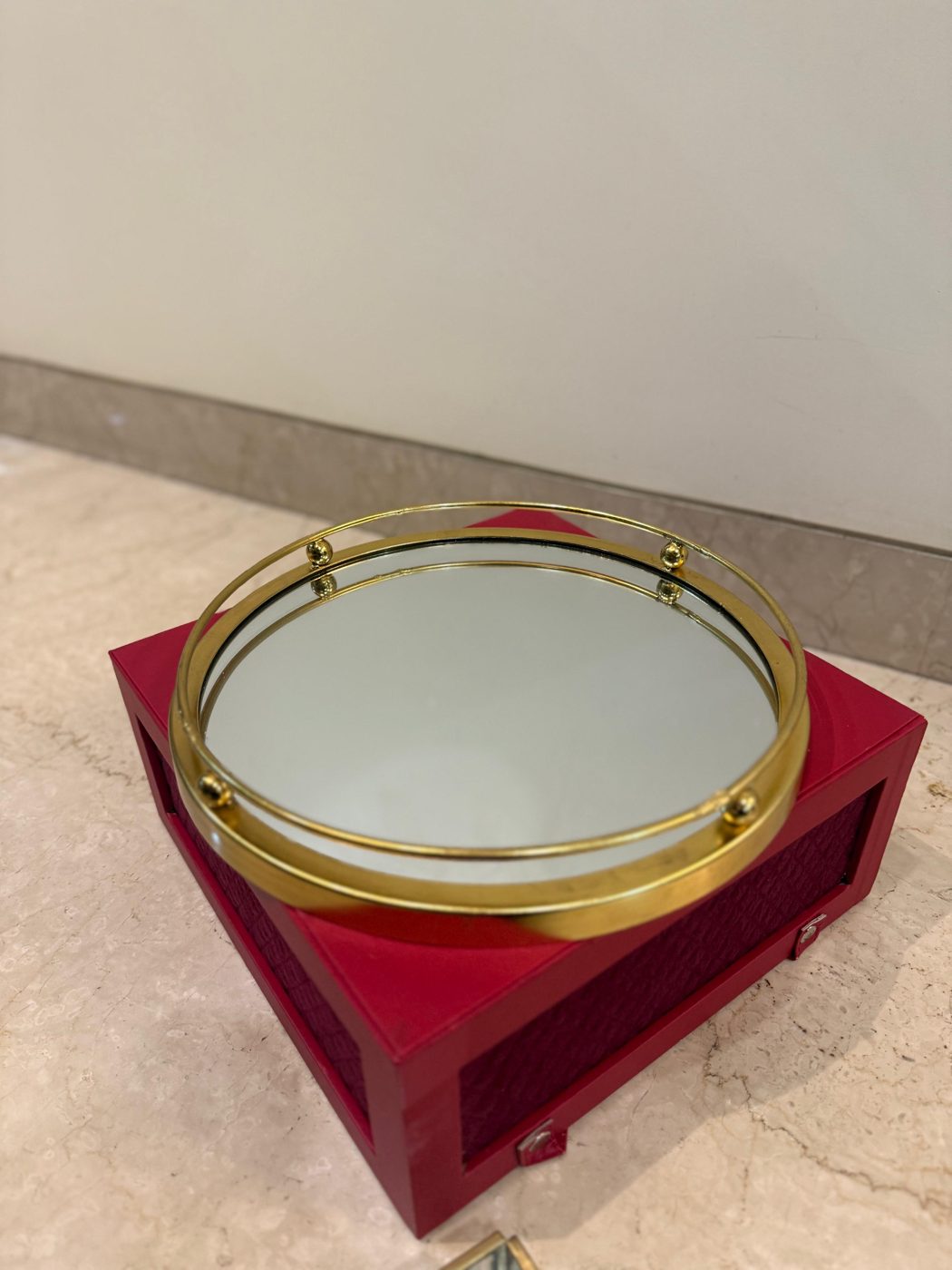 Chandra Round Tray